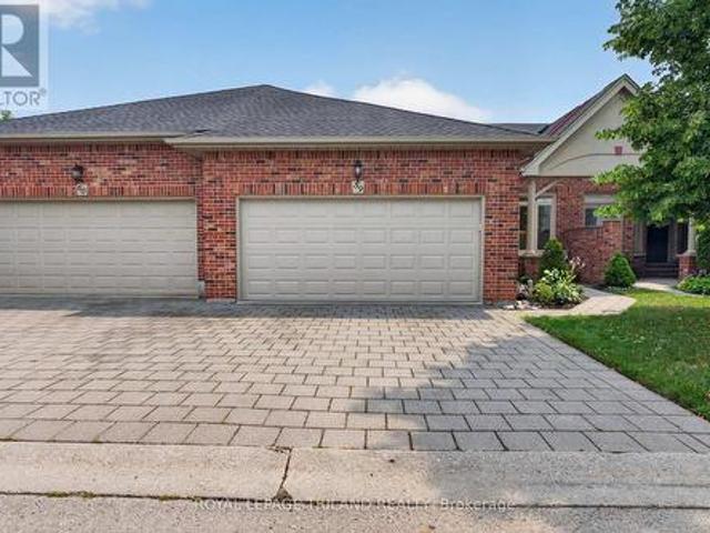 Townhouse for sale in Arva, Ontario