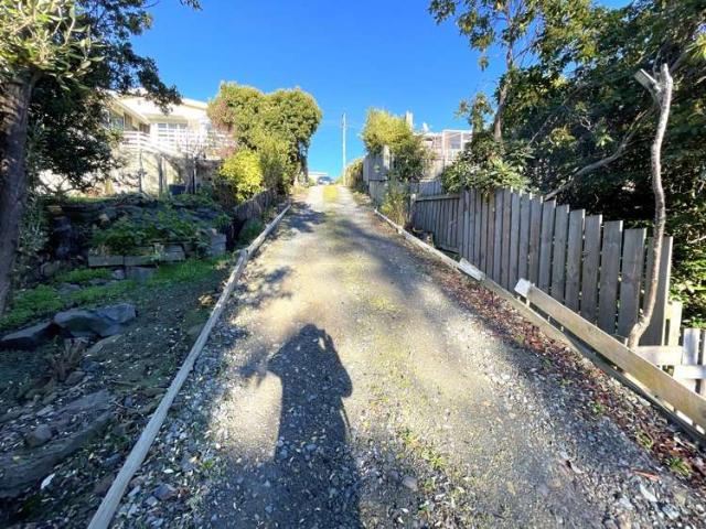 House for sale in Otakou