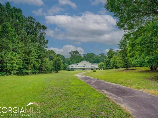 House for sale in Mansfield, Georgia