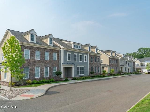 Townhouse for sale in Colonie, New York