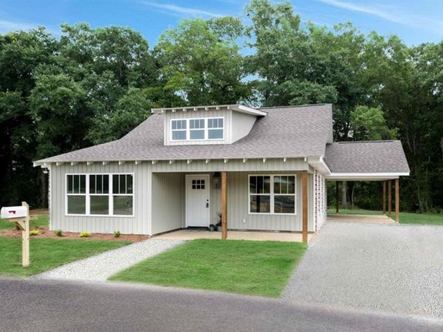House for sale in Clanton, Alabama