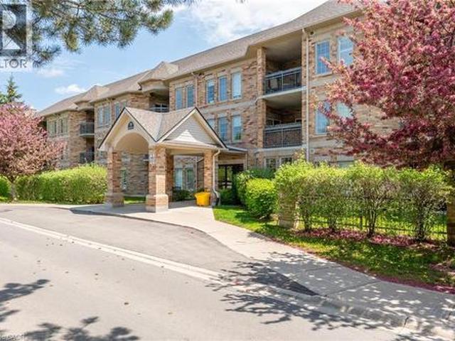 Condo for sale in Ancaster, Ontario