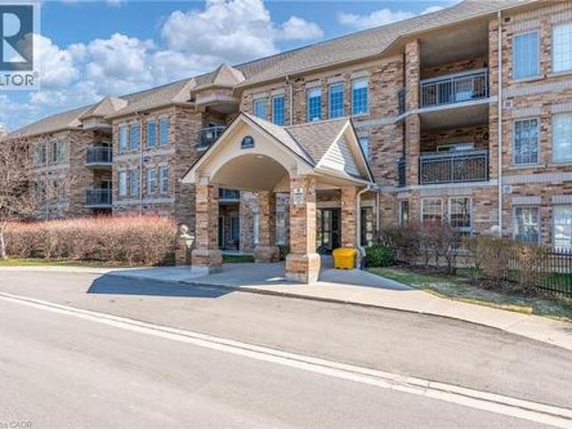 Condo for sale in Ancaster, Ontario