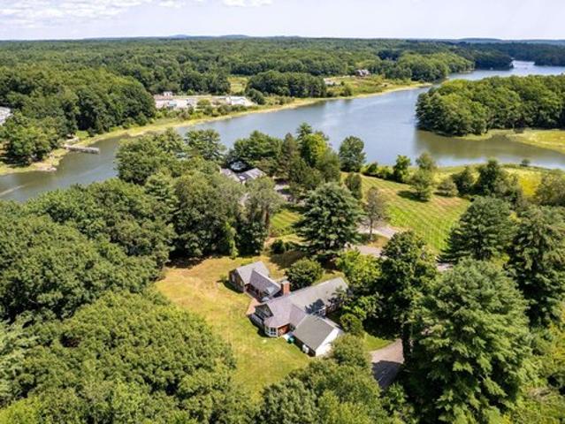 House for sale in New Hampshire
