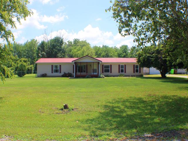 House for sale in Linden, Indiana