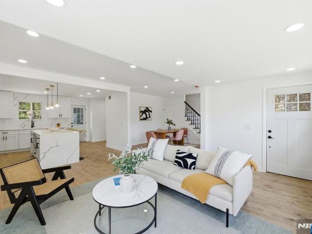 House for sale in Midland Park, New Jersey