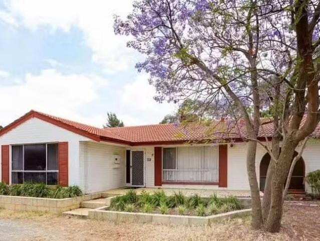House for rent in Perth, Hasluck