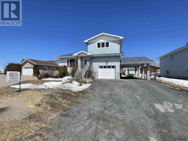 House for sale in Smooth Rock Falls, Ontario