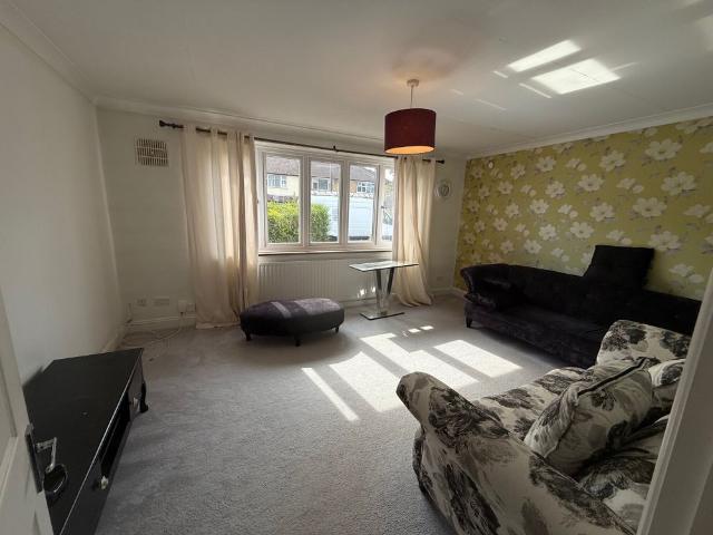 House for rent in Kingswood, North Watford