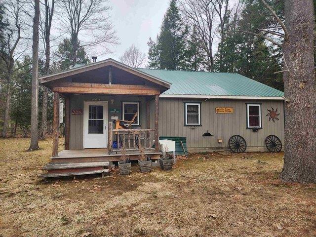 House for sale in Brasher Falls, New York