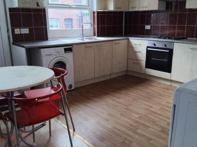 House for rent in Hyde Park, West Yorkshire
