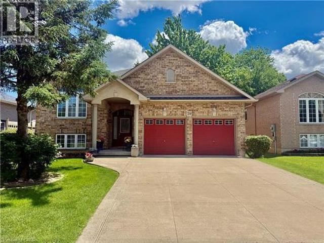 House for sale in Ancaster, Ontario