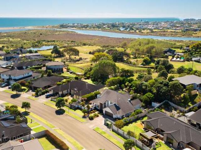 House for sale in Paraparaumu, Wellington