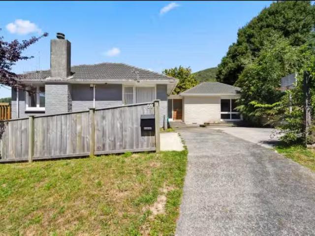 House for sale in Days Bay, Wellington