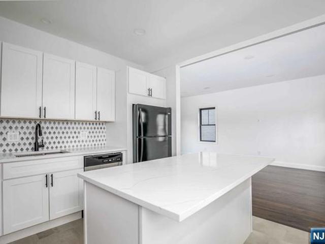 Property for rent in Little Ferry, New Jersey