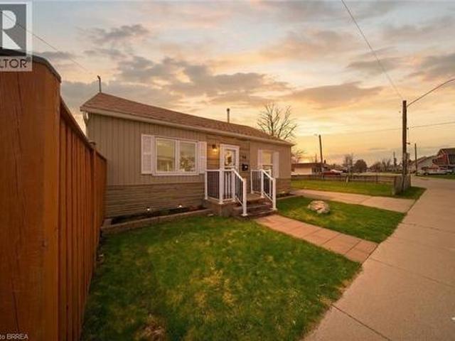 House for sale in Brant, Ontario