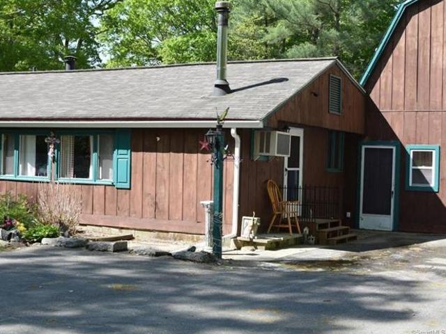 House for sale in Scotland, Connecticut