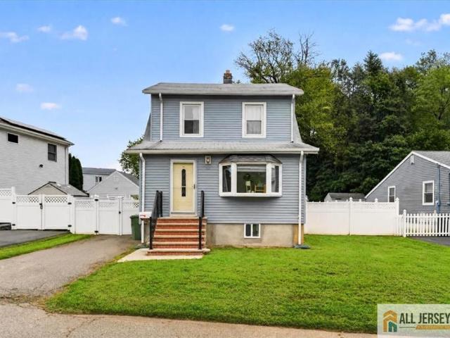 House for sale in Edison, New Jersey