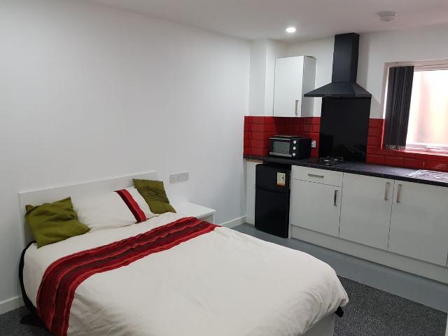 Studio for rent in Highfields, Old Wharf