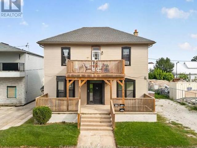 Property for sale in Strathroy, Strathroy-Caradoc