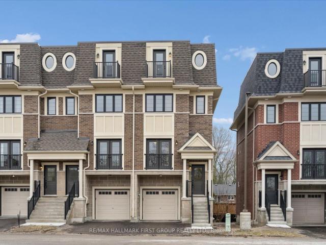 Townhouse for sale in Woburn, Ontario