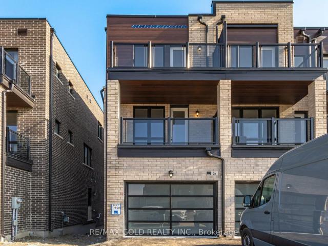 Townhouse for sale in Woburn, Ontario
