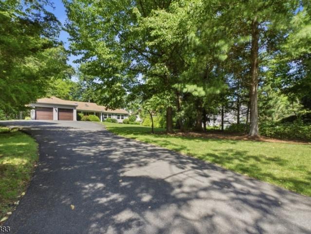House for sale in Warren, New Jersey