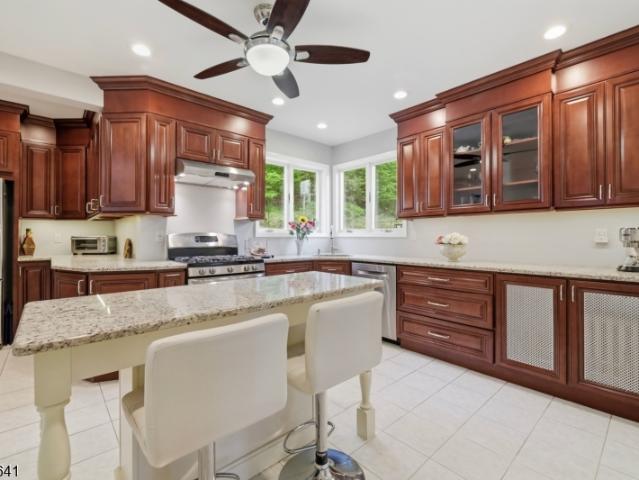 House for sale in Warren, New Jersey
