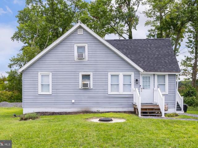 House for sale in Newport, New Jersey
