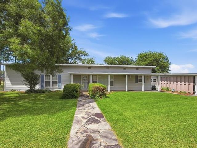 House for sale in Whitesboro, Texas