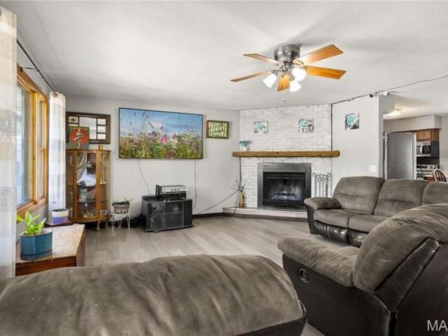 House for sale in Eldon, Missouri