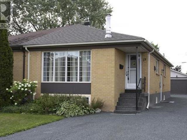 House for sale in Sault Sainte Marie, Ontario