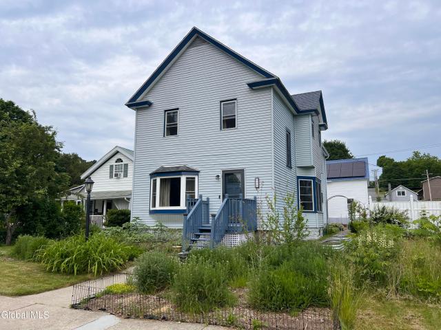 House for sale in Saratoga, New York