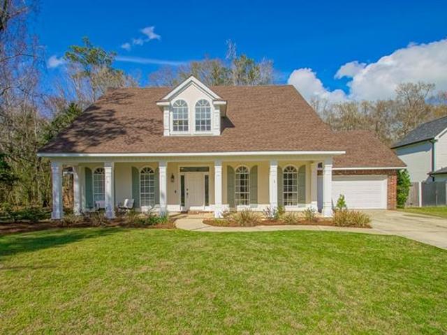 House for sale in Mandeville, Louisiana