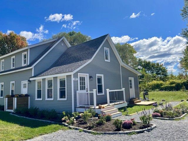 House for sale in Bowdoinham, Maine