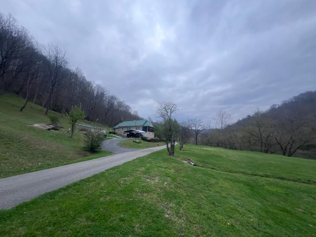 House for sale in Miracle, Kentucky