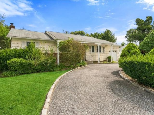House for sale in Centereach, Town of Brookhaven