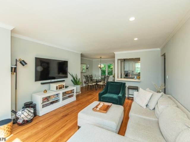 Condo for sale in Caldwell, New Jersey