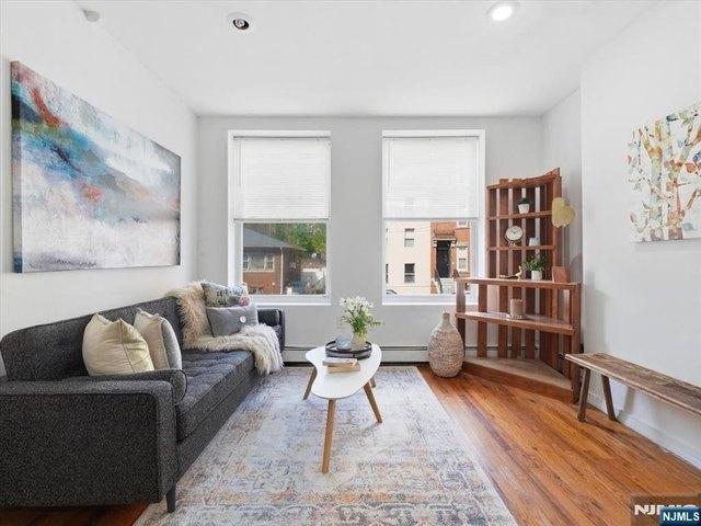 Condo for sale in Hudson, New Jersey