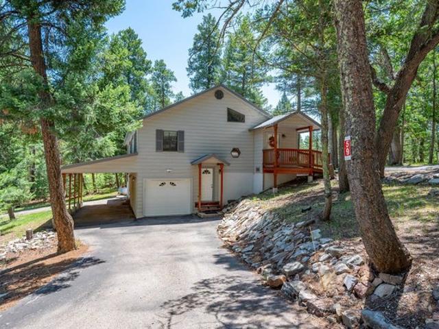 House for sale in Mayhill, New Mexico