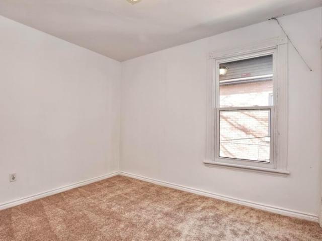 Apartment for rent in Ancaster, Ontario