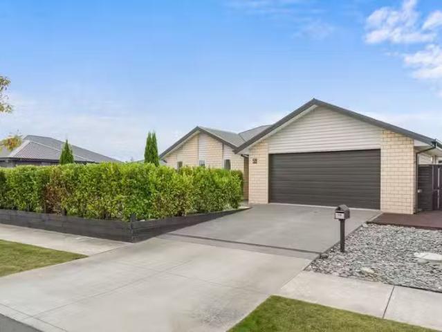 House for sale in Pegasus, Canterbury
