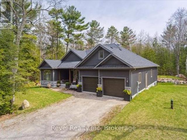 House for sale in Tiny, Ontario