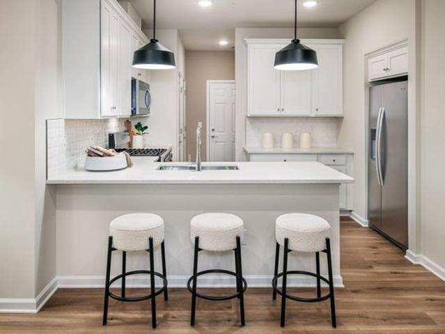 Townhouse for sale in Dayton, New Jersey