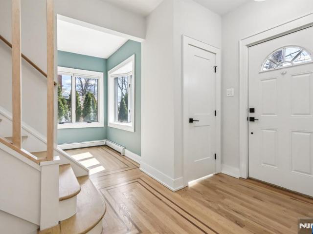 House for sale in Fort Lee, New Jersey