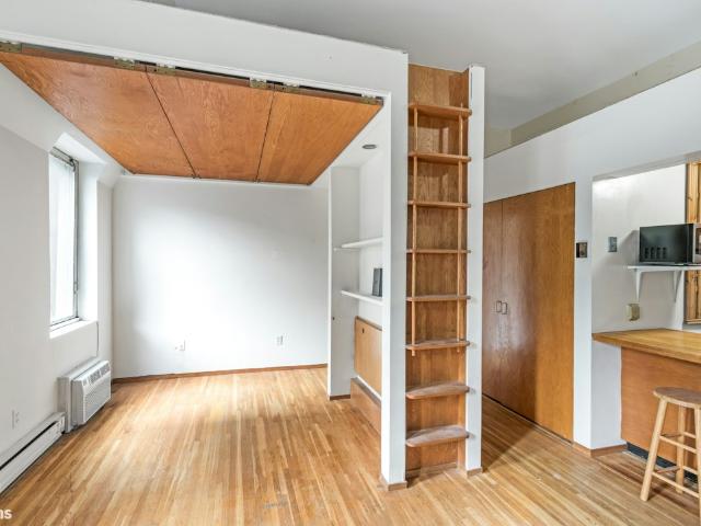 Property for sale in Manhattan Community Board 7, New York