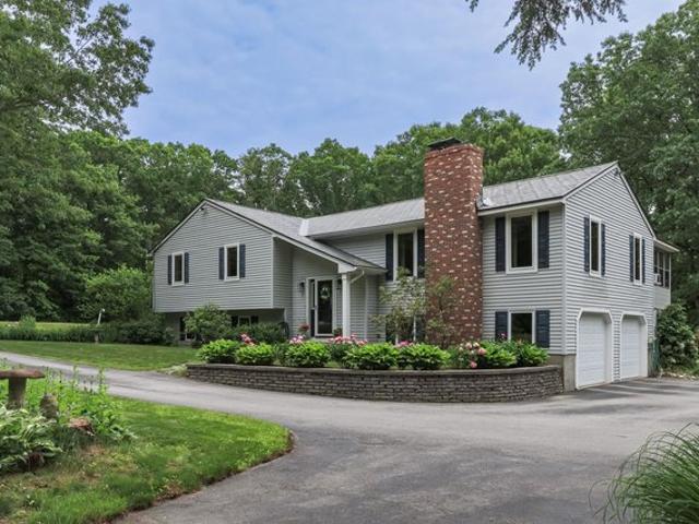 House for sale in New Hampshire