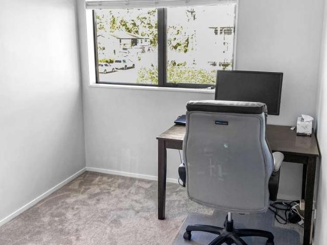 House for rent in Oratia