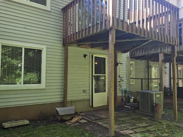 Townhouse for sale in Roselle, New Jersey
