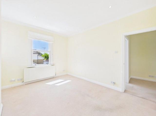 House for rent in Lower Halliford, Surrey